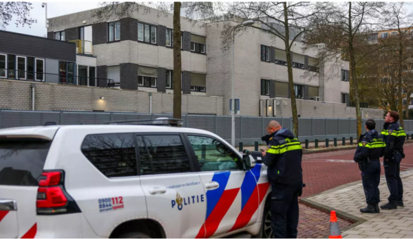 Un ataque con un explosivo contra una escuela judía en Ámsterdam deja daños leves
